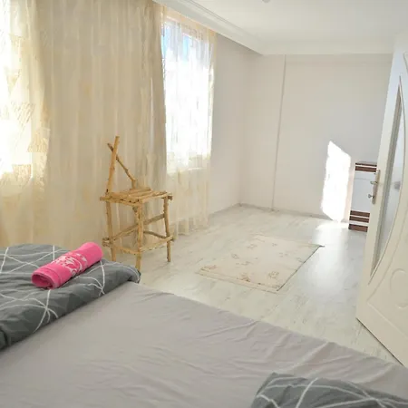 Ahmet Teacher'S Villa-2, 6 Minutes From Istanbul Airport Arnavutkoy
